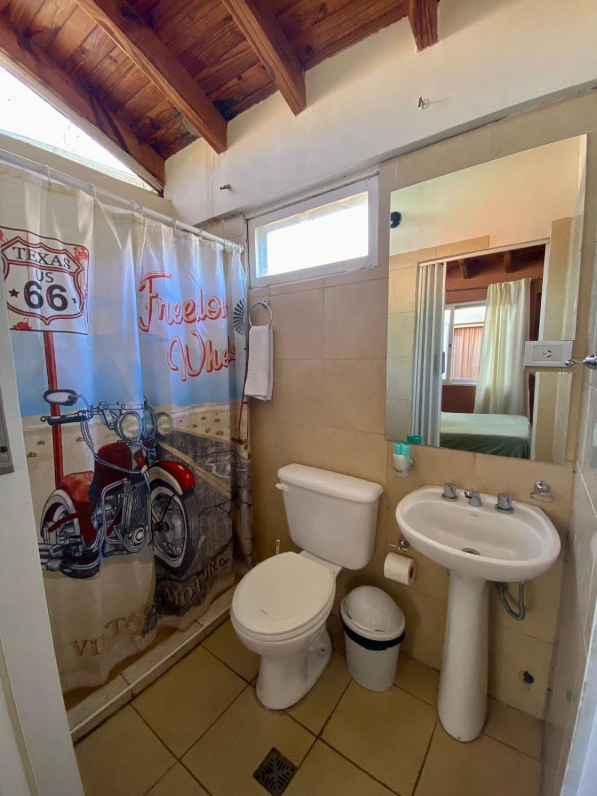 Open House Hostal *